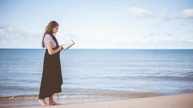 Los cuatro elementos cruciales sobre como estudiar la Biblia