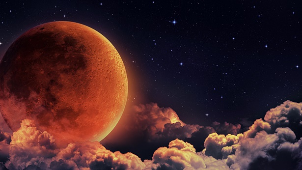 La aparición de la luna de sangre profetizada en la Biblia demuestra que el gran y terrible día del Señor está cerca